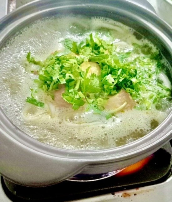BÁNH CANH CÁ LÓC NỒI ĐẤT PHƯƠNG TRANG 3